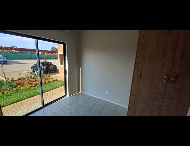 3 BEDROOM APARTMENT FOR SALE IN KENLEAF